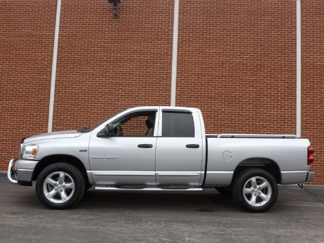 Dodge Ram 1500 2007 photo 2