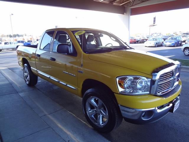 Dodge Ram 1500 2007 photo 2