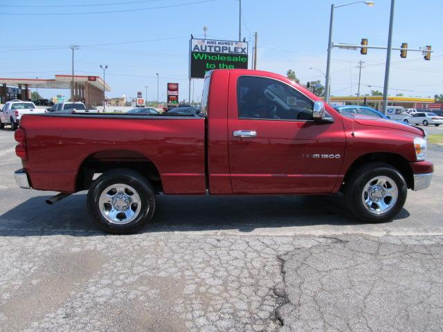 Dodge Ram 1500 Super Pickup