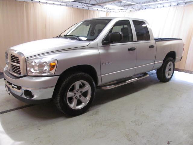 Dodge Ram 1500 2008 photo 2