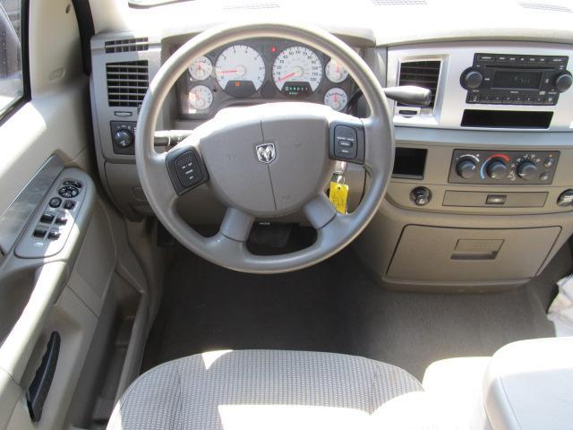 Dodge Ram 1500 Super Pickup