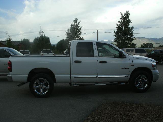 Dodge Ram 1500 2008 photo 2
