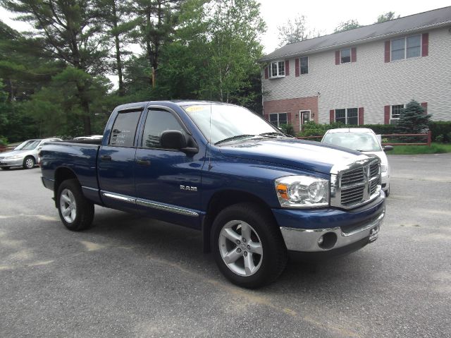 Dodge Ram 1500 4dr 4WD EXT LS 4x4 SUV Pickup Truck