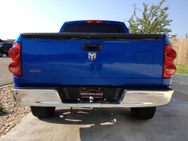 Dodge Ram 1500 4dr LX 4WD Auto Pickup Truck