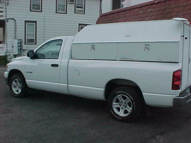 Dodge Ram 1500 SLT Pickup Truck