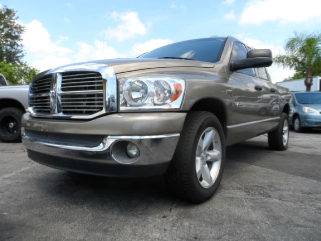 Dodge Ram 1500 4dr LX 4WD Auto Pickup Truck