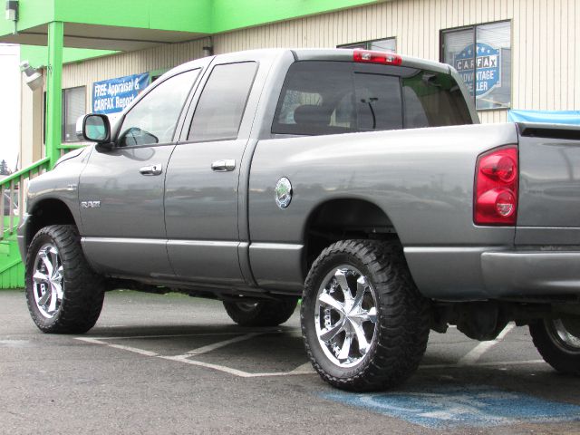 Dodge Ram 1500 2008 photo 3