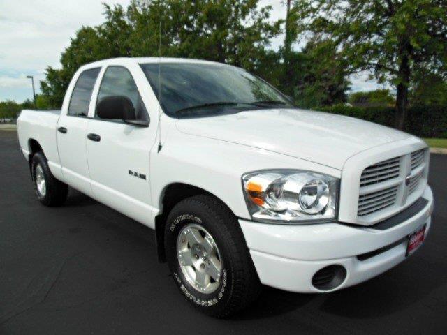 Dodge Ram 1500 2008 photo 2