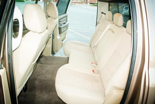 Dodge Ram 1500 2009 photo 2