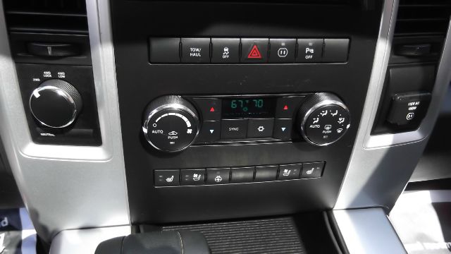 Dodge Ram 1500 2010 photo 14