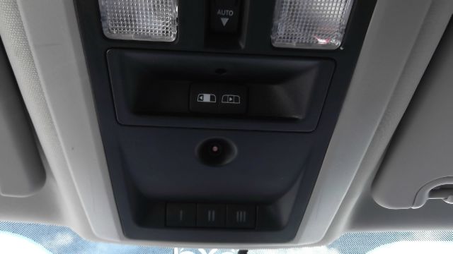 Dodge Ram 1500 2010 photo 22