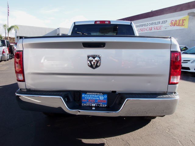 Dodge Ram 1500 2010 photo 3