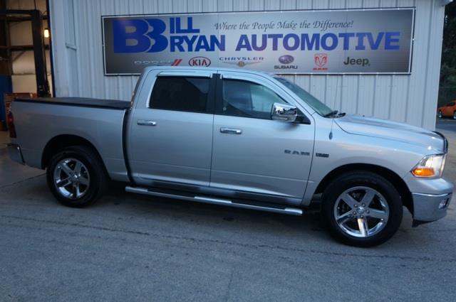 Dodge Ram 1500 2010 photo 2