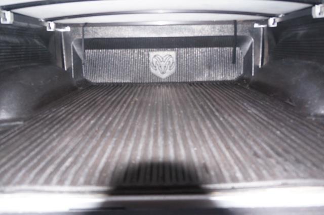 Dodge Ram 1500 2010 photo 3