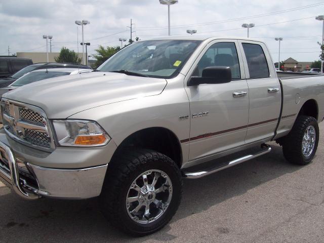 Dodge Ram 1500 2010 photo 4