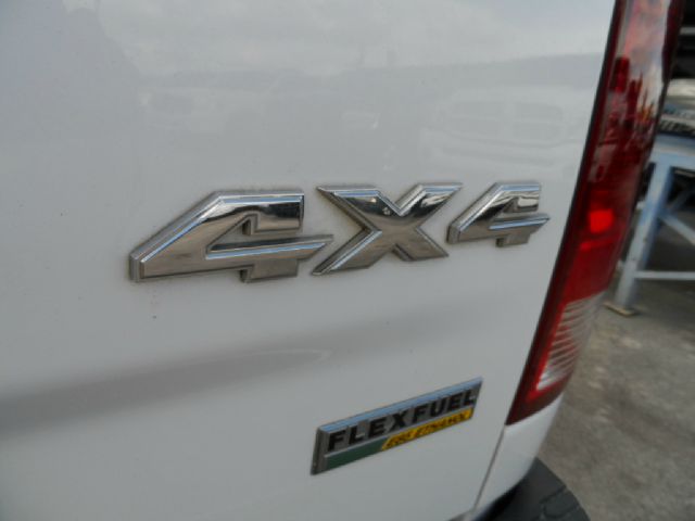 Dodge Ram 1500 2010 photo 2