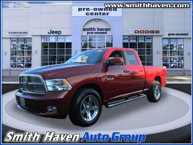 Dodge Ram 1500 2WD Pickup Truck