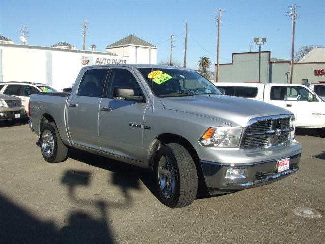 Dodge Ram 1500 2010 photo 2