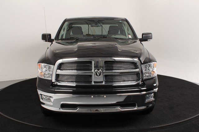 Dodge Ram 1500 2010 photo 2