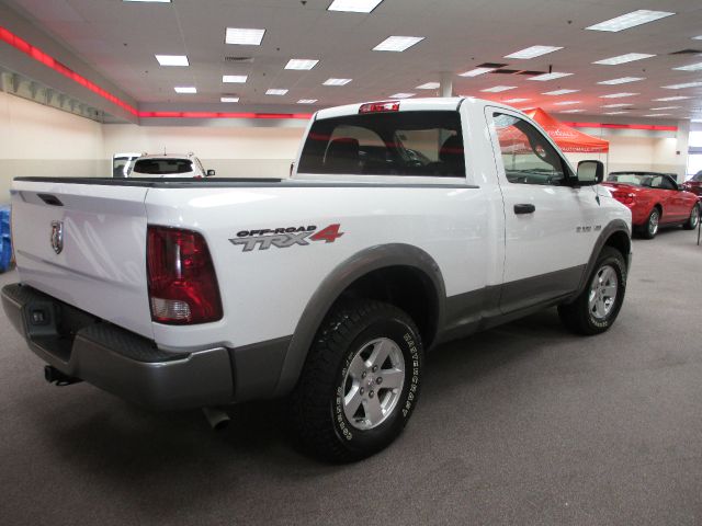 Dodge Ram 1500 2010 photo 3