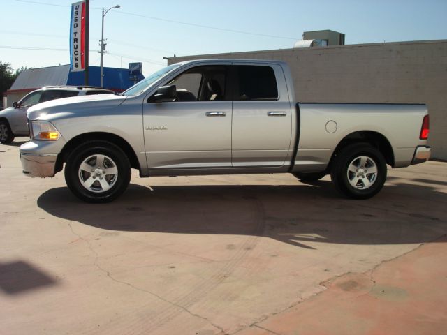 Dodge Ram 1500 2010 photo 3