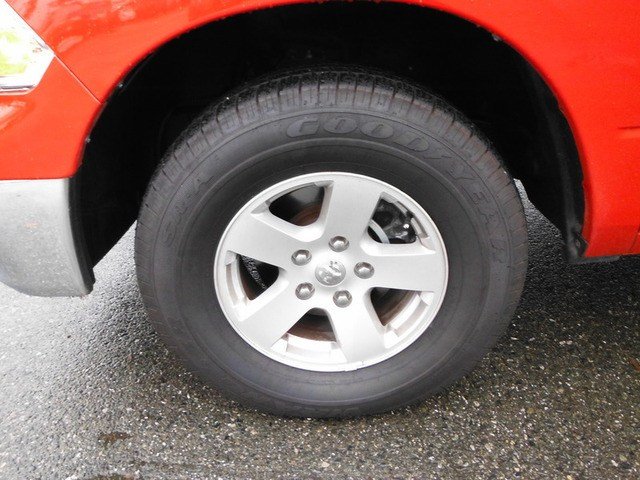 Dodge Ram 1500 2010 photo 2