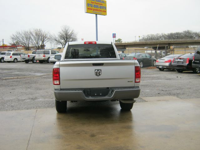 Dodge Ram 1500 2010 photo 2