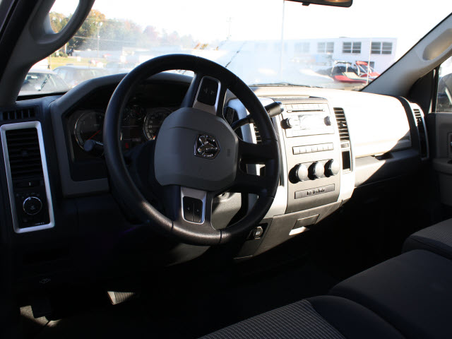 Dodge Ram 1500 2010 photo 5