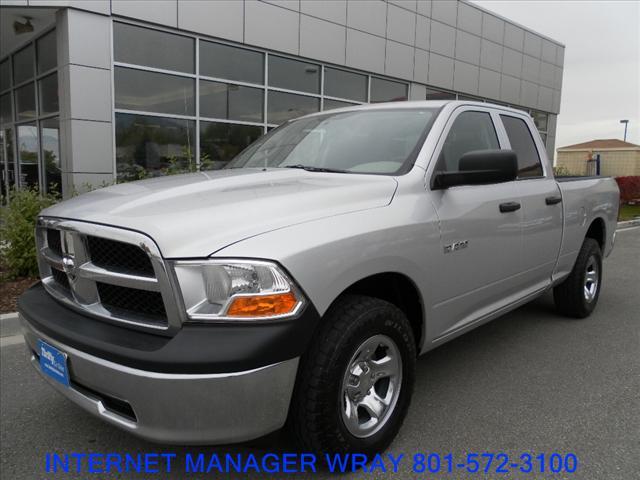 Dodge Ram 1500 4dr 2WD EXT S Wagon Pickup