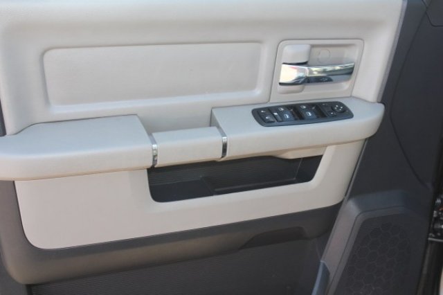 Dodge Ram 1500 2010 photo 4