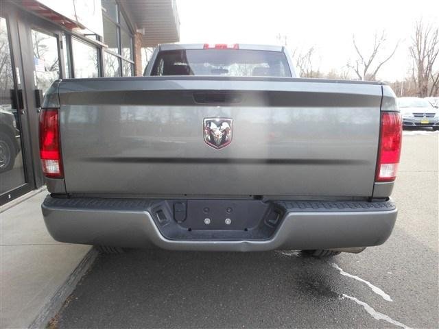 Dodge Ram 1500 2011 photo 5