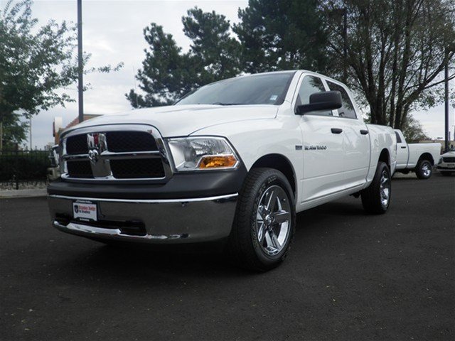Dodge Ram 1500 2011 photo 1