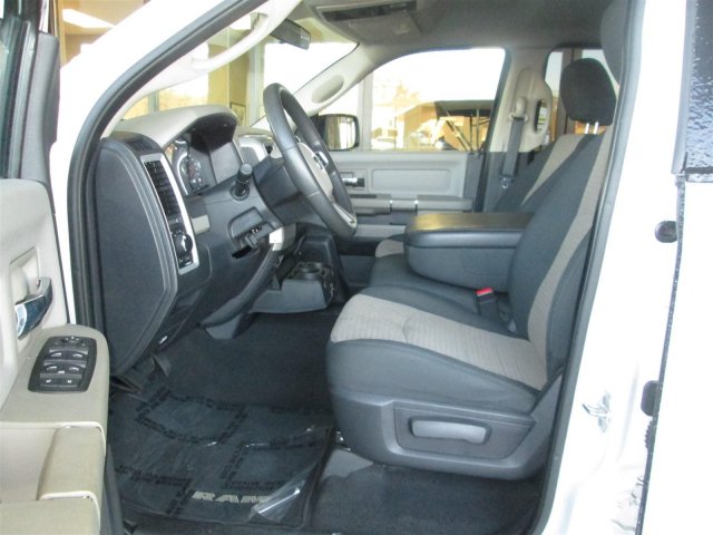 Dodge Ram 1500 2011 photo 1