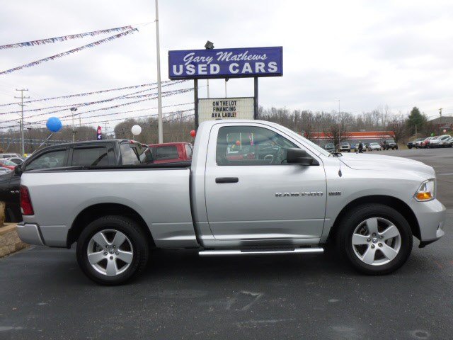 Dodge Ram 1500 2011 photo 2