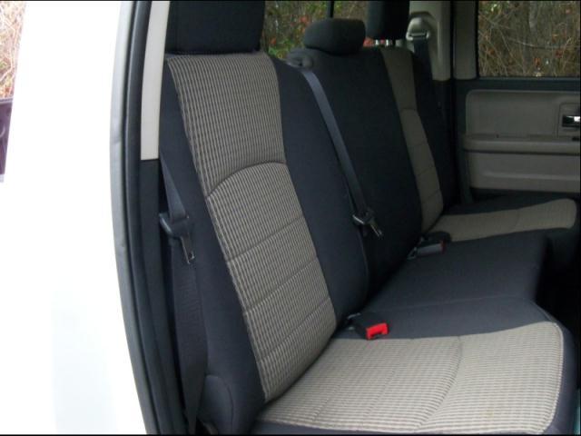 Dodge Ram 1500 2011 photo 5