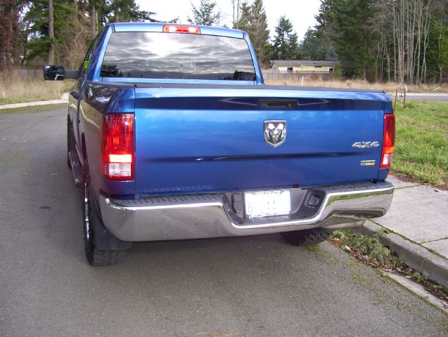 Dodge Ram 1500 2011 photo 3