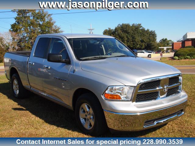 Dodge Ram 1500 2011 photo 2