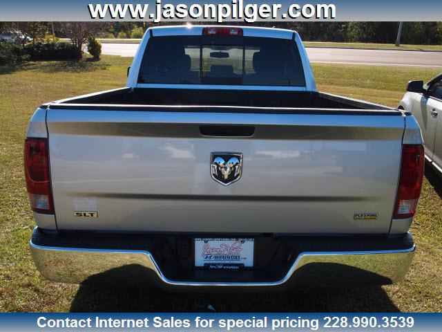 Dodge Ram 1500 2011 photo 3