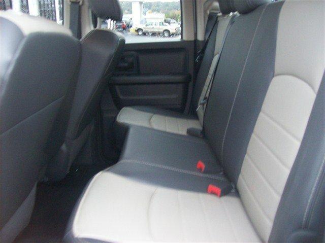 Dodge Ram 1500 2011 photo 4