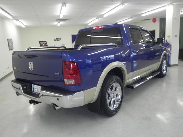 Dodge Ram 1500 2011 photo 2
