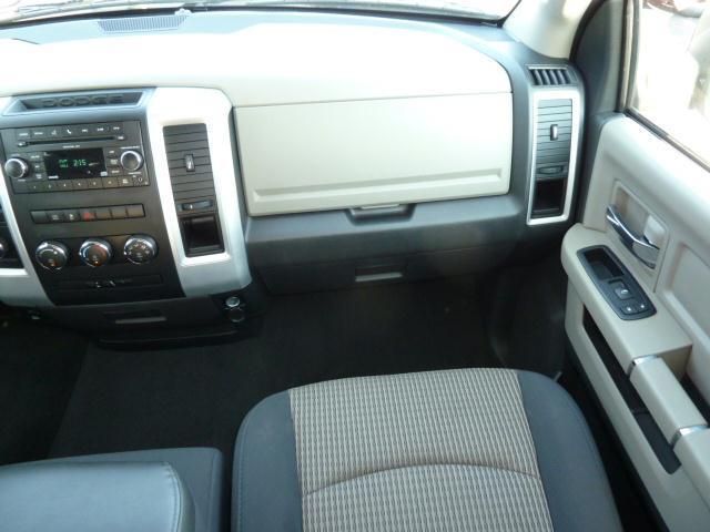 Dodge Ram 1500 2011 photo 5