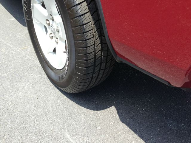 Dodge Ram 1500 4dr LX 4WD Auto Pickup Truck