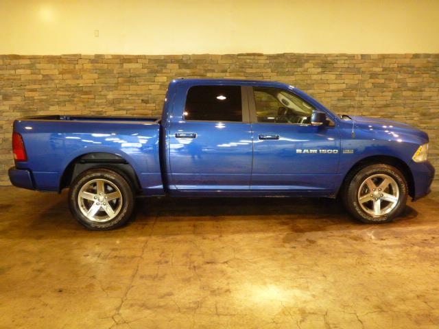 Dodge Ram 1500 2011 photo 2