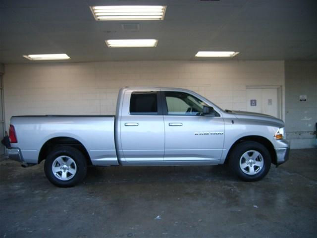 Dodge Ram 1500 2011 photo 1