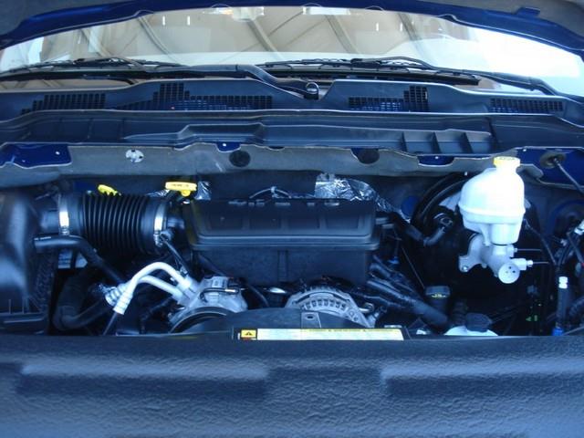 Dodge Ram 1500 2011 photo 3
