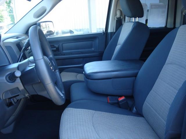 Dodge Ram 1500 2011 photo 6