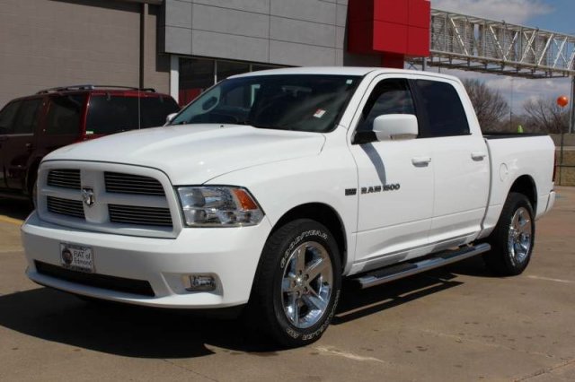 Dodge Ram 1500 2011 photo 5