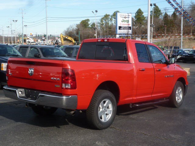 Dodge Ram 1500 2011 photo 2