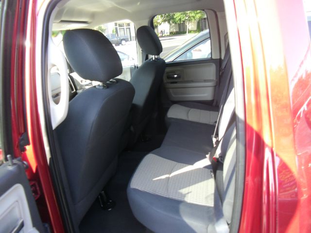 Dodge Ram 1500 2011 photo 4