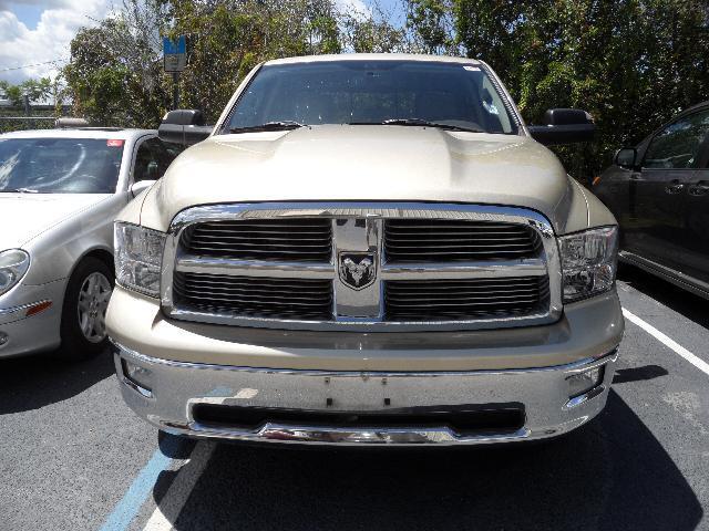 Dodge Ram 1500 2011 photo 1